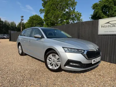 Używany Skoda Octavia SE Technology 110 KM (80 kW) 2022 Srebrny Kombi