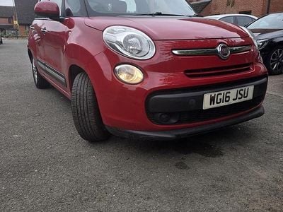Used Fiat 500L Pop Star 95 HP (69 kW) 2016 Red MPV