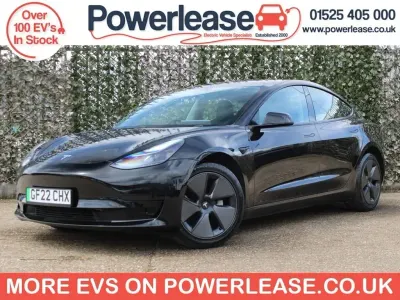 Usado Tesla Model 3 Standard Range Plus 177 kW (241 HP) 2022 Preto Sedan
