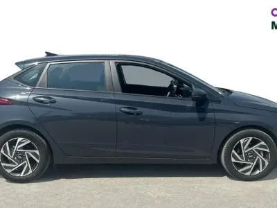Used Hyundai i20 Advanced 100 HP (73 kW) 2025 Grey Hatchback
