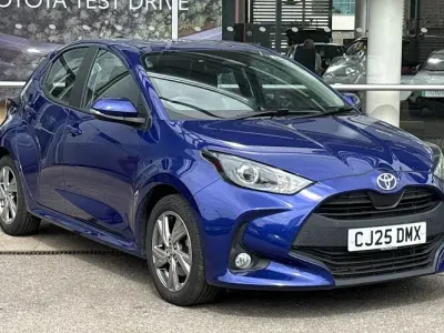 Used Toyota Yaris 116 HP (85 kW) 2025 Blue Hatchback