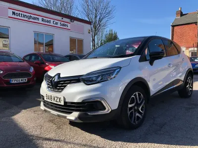 Usado Renault Captur Dynamique 120 HP (88 kW) 2018 Branco SUV