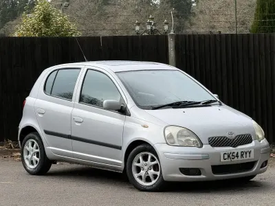 Used Toyota Yaris 2004 Silver Hatchback