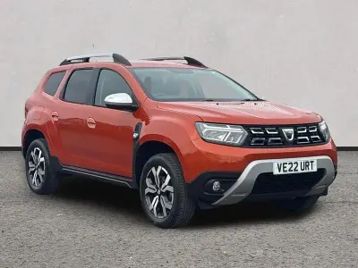 Begagnad Dacia Duster Prestige 100 HK (73 kW) 2022 Orange SUV