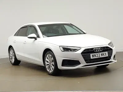Używany Audi A4 Comfort 150 KM (110 kW) 2022 Biały Sedan/Limuzyna