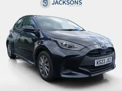 Usata Toyota Yaris Hybrid 116 CV (85 kW) 2023 Nero Utilitaria