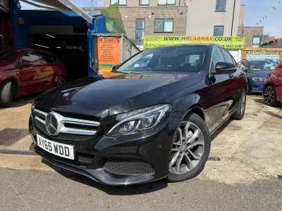 Used Mercedes C200 Premium Plus 184 HP (135 kW) 2015 Black Sedan