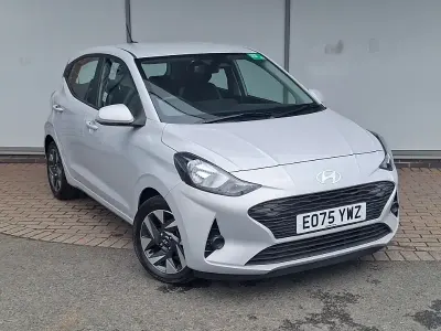 Used Hyundai i10 Advanced 63 HP (46 kW) 2025 Grey Hatchback