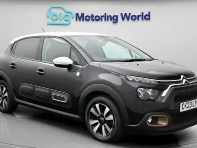 Używany Citroën C3 PureTech 83 KM (61 kW) 2023 Czarny Hatchback
