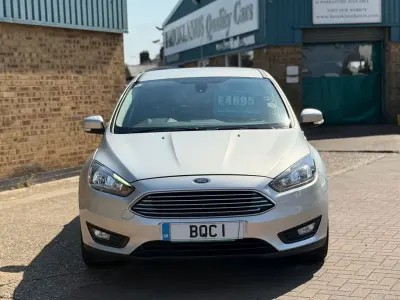 Used Ford Focus Zetec 100 HP (73 kW) 2016 Silver Hatchback