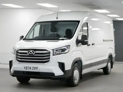 Used Maxus V90 163 HP (119 kW) 2025 White Van