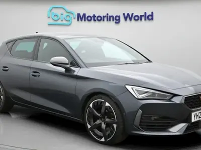 Usado Cupra Leon VZ3 310 CV (228 kW) 2023 Gris Utilitario