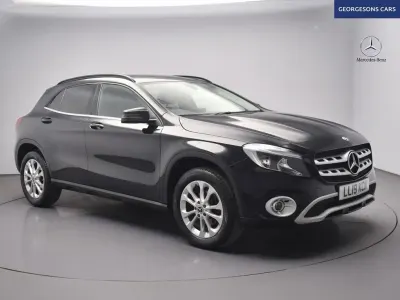 Used Mercedes GLA200 Executive 156 HP (114 kW) 2019 Black SUV