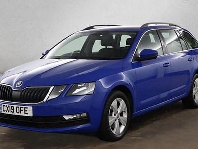 Used Skoda Octavia SE Technology 116 HP (85 kW) 2019 Blue Estate