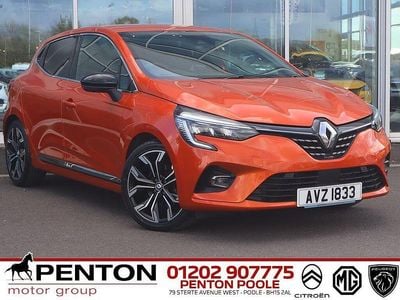 Used Renault Clio V Techno 145 HP (106 kW) 2022 Orange Hatchback