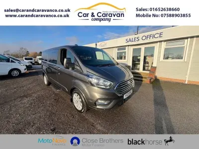 Begagnad Ford Tourneo Custom Titanium 130 HK (95 kW) 2021 Grå Van