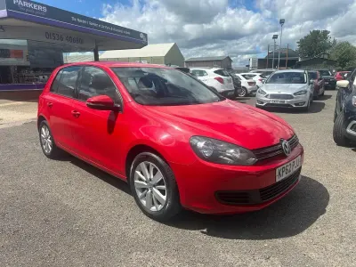 Used VW Golf VII Match 105 HP (77 kW) 2012 Red Hatchback