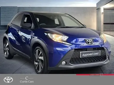 Used Toyota Aygo X 72 HP (52 kW) 2023 Blue SUV
