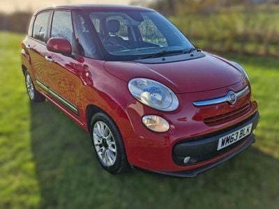Red Used 2013 Fiat 500L Lounge MPV | £4,495 (Fair price)