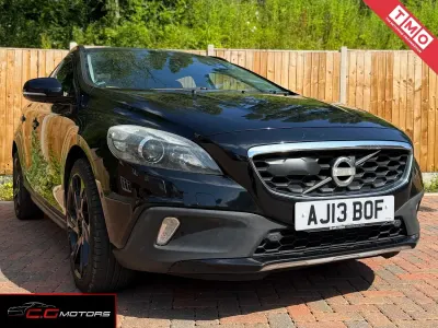 Used Volvo V40 254 HP (186 kW) 2013 Black Hatchback
