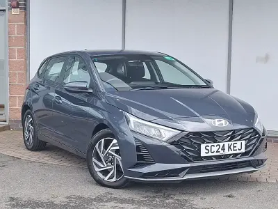 Used Hyundai i20 Advanced 100 HP (73 kW) 2024 Grey Hatchback