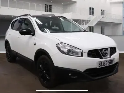 Used Nissan Qashqai 360º 110 HP (80 kW) 2014 White SUV