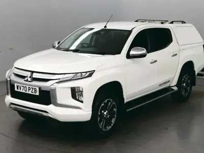 Second-hand Mitsubishi L200 Warrior 150 CP (110 kW) 2020 Alb Pickup