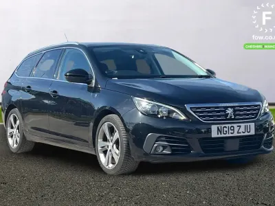 Używany Peugeot 308 2019 Czarny Kombi