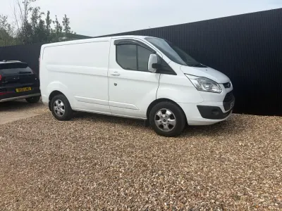 Usado Ford Transit Custom Limited 130 HP (95 kW) 2017 Branco Van