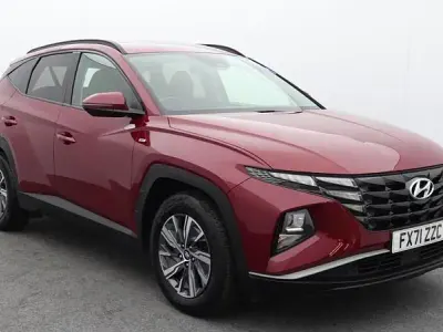 Used Hyundai Tucson SE 180 HP (132 kW) 2021 Red SUV