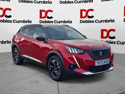 Używany Peugeot 2008 GT 129 KM (94 kW) 2022 Czerwony SUV