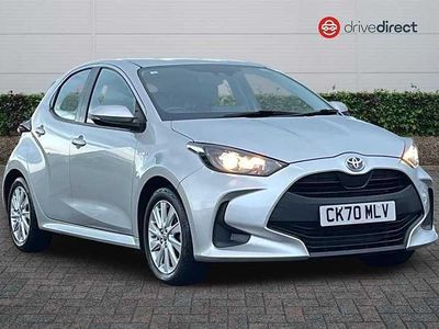 Used Toyota Yaris Hybrid 116 HP (85 kW) 2020 Silver Hatchback