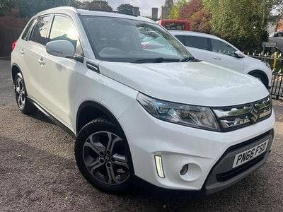 White Used 2016 Suzuki Vitara SZ5 SUV | £5,990 (Fair price)