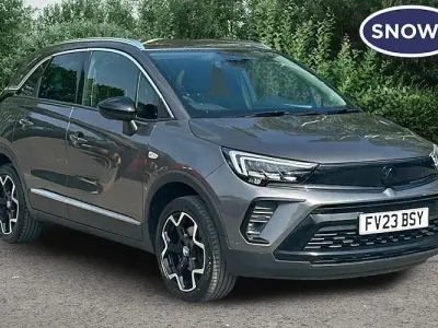 Second-hand Vauxhall Crossland Ultimate 131 CP (96 kW) 2023 Gri SUV