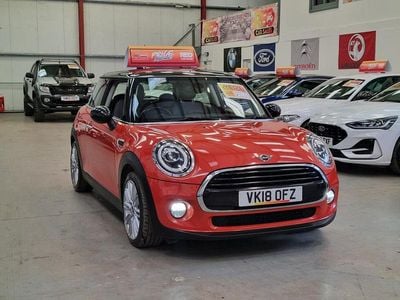 Used Mini Cooper D Hatch 116 HP (85 kW) 2018 Orange Hatchback