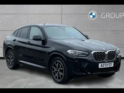 Used BMW X4 M Sport 190 HP (139 kW) 2021 Black sapphire metallic paint SUV