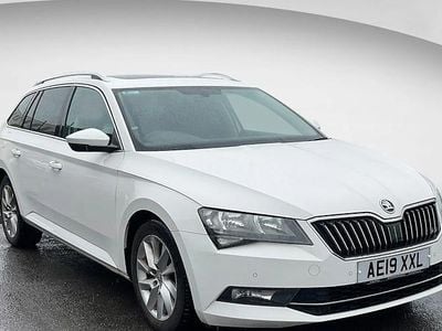 Used Skoda Superb SE Technology 150 HP (110 kW) 2019 White Estate