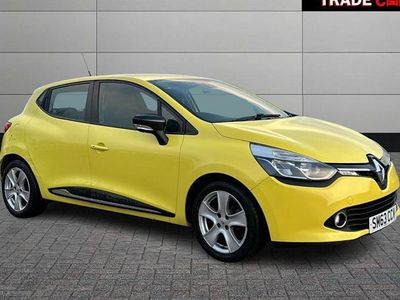 Used Renault Clio IV Dynamique 90 HP (66 kW) 2015 Hatchback