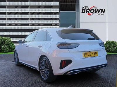 Used Kia Ceed GT GT-Line S 138 HP (101 kW) 2025 White Hatchback