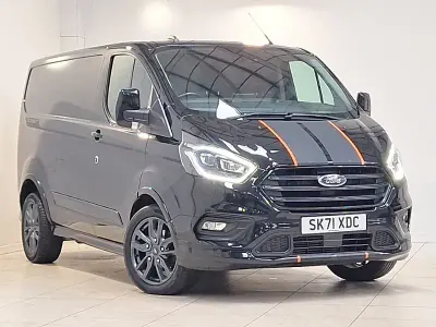 Used Ford Transit Custom Sport 185 HP (136 kW) 2022 Black Van