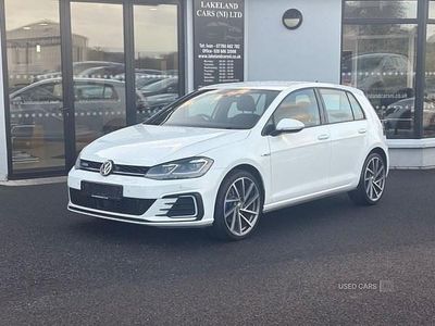 White Used 2020 VW Golf VII GTE Hatchback | £13,995 (Fair price)