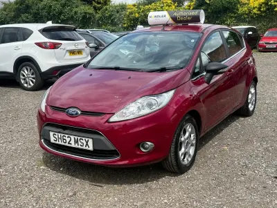 Used Ford Fiesta Zetec 2012 Red Hatchback