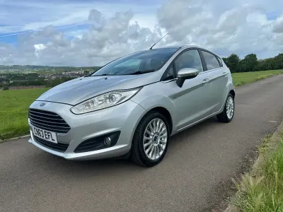 Used Ford Fiesta Titanium 2013 Silver Hatchback