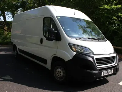 Second-hand Peugeot Boxer 2018 Alb Van