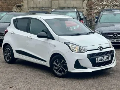 Used Hyundai i10 GO! 66 HP (48 kW) 2019 White Hatchback