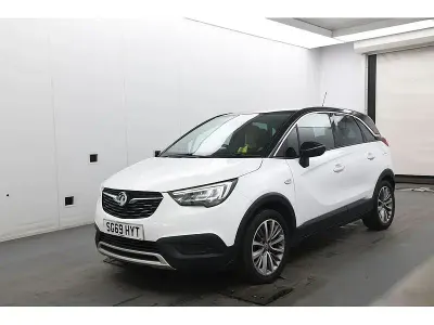 Used Vauxhall Crossland X 2020 White SUV