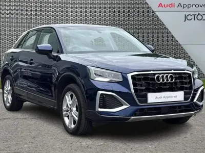 Używany Audi Q2 Sport 113 KM (83 kW) 2022 Niebieski SUV