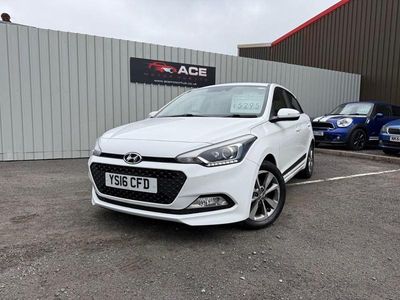 White Used 2016 Hyundai i20 Premium Hatchback | £4,795 (Fair price)