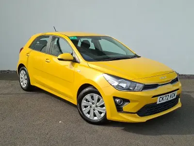 Used Kia Rio 2022 Yellow Hatchback