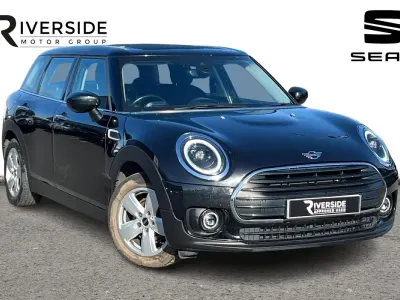 Usado Mini Cooper Clubman Classic 136 CV (100 kW) 2021 Negro Familiar